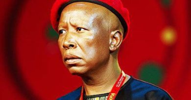 JULIUS MALEMA YAKATIWE IMYAKA 5 MU GIHOME