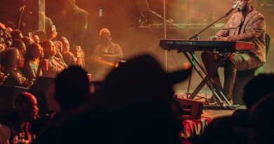 MIKE KAYIHURA YASOHOYE INDIRIMBO NSHYA, ANATANGAZA IZINA RYA EP YITEGURA GUSHYIRA HANZE