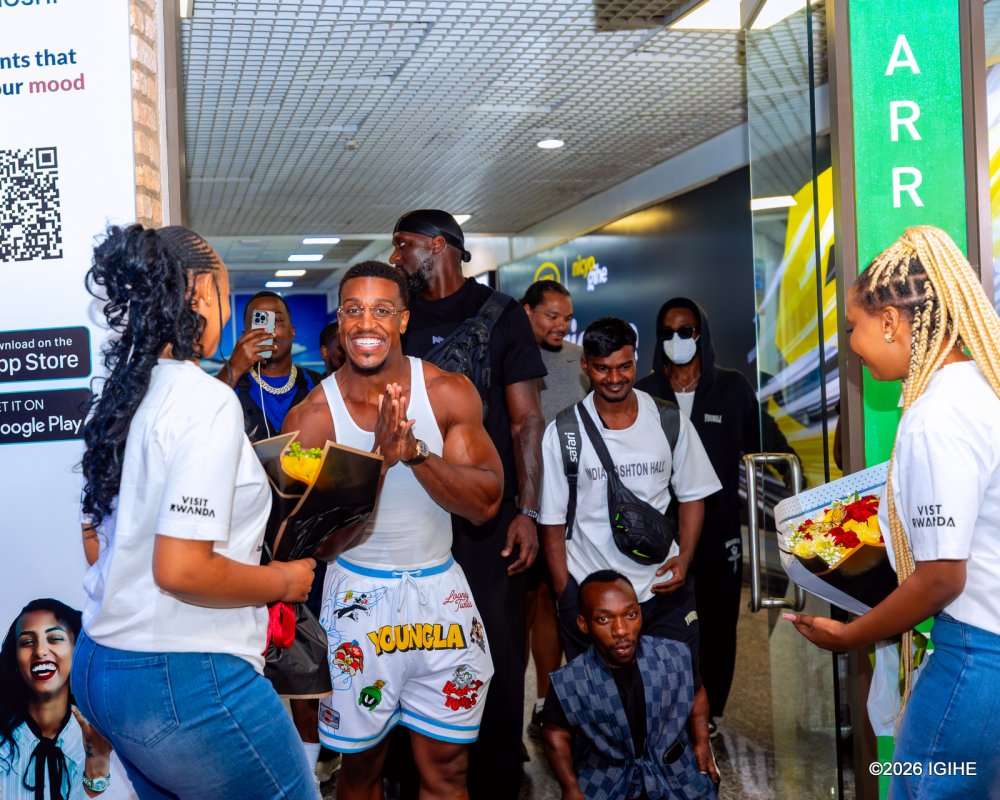 ashton-hall-yageze-i-kigali-atangaza-ko-kagarara-ariwe-wamukundishije-u