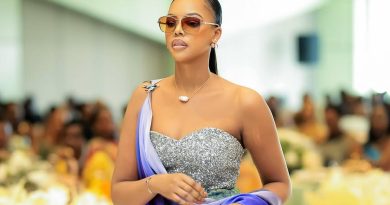 Miss Mutesi Jolly yakomoje ku myambarire y’abakobwa bakumiriwe mu gitaramo Diamond yakoreye I Kigali Miss Mutesi Jolly yakomoje ku myambarire y’abakobwa bakumiriwe mu gitaramo Diamond yakoreye I Kigali