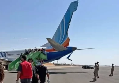Umupilote yatawe muri yombi nyuma yo gutera icyuma mugenzi we mu ndege yari ijyanye abagenzi muri Israel Umupilote yatawe muri yombi nyuma yo gutera icyuma mugenzi we mu ndege yari ijyanye abagenzi muri Israel